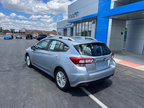 Ice Silver Metallic 2018 Subaru Impreza 2.0i Premium