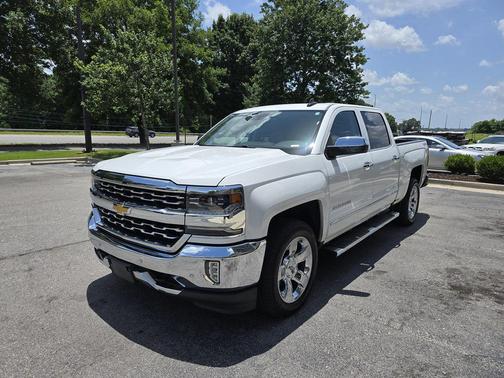 White 2018 Chevrolet Silverado 1500 LTZ
