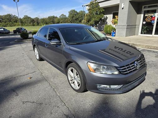 2013 Volkswagen Passat 2.0 TDI SEL Premium