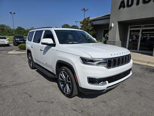 Bright White Clearcoat 2022 Jeep Wagoneer Series II 4x4