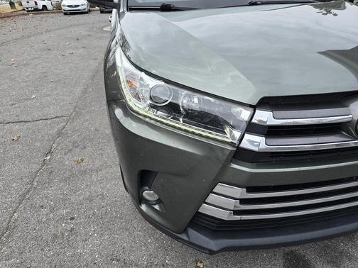 2018 Toyota Highlander Limited Platinum