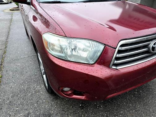 2010 Toyota Highlander Sport