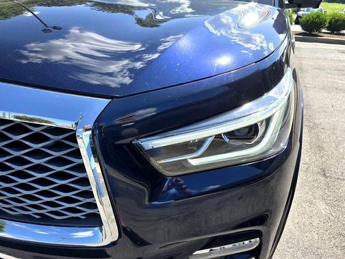 2021 INFINITI QX80 Luxe