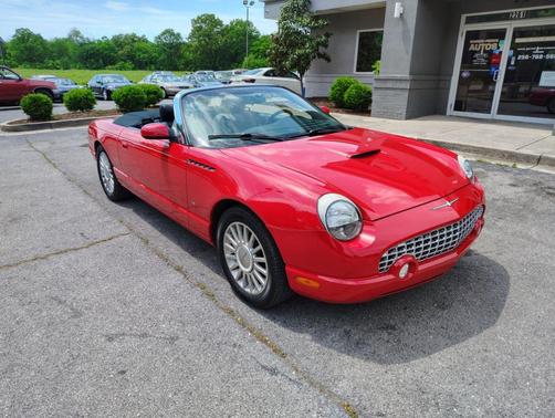 2004 Ford Thunderbird