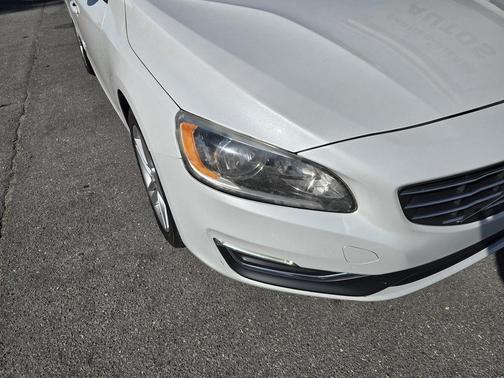 2015 Volvo S60 T5 Premier