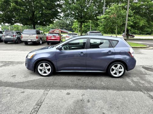 2009 Pontiac Vibe Base