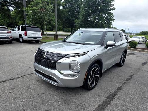 2022 Mitsubishi Outlander SEL