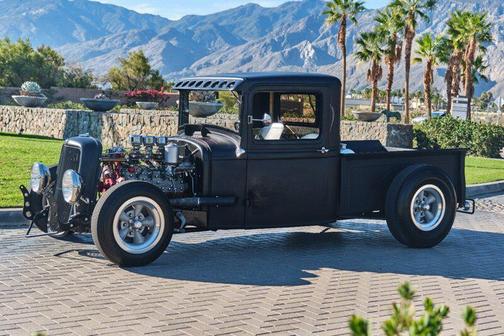 1933 Ford F100 Base