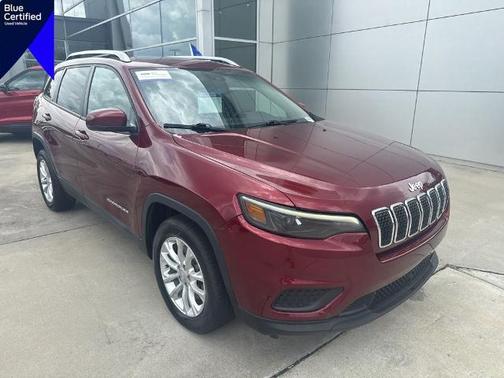 Velvet Red Pearlcoat 2021 Jeep Cherokee LATITUDE