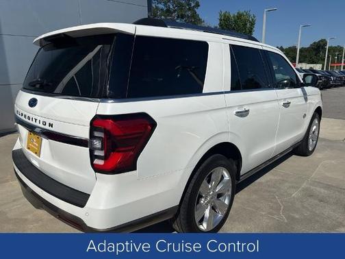 STAR WHITE MET TRI-COAT 2024 Ford Expedition KING RANCH
