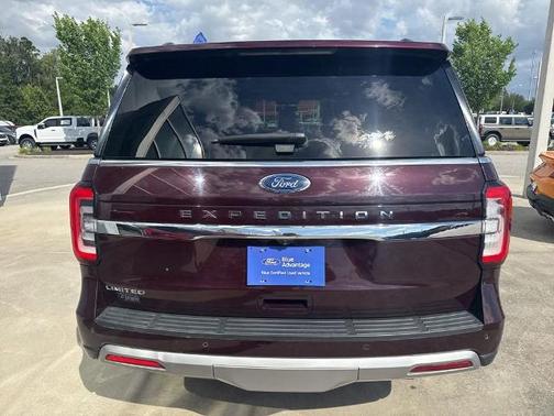 JEWEL RED MET TINTED CC 2024 Ford Expedition LIMITED