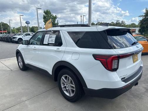 OXFORD WHITE 2026 Ford Explorer ACTIVE