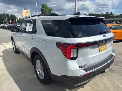 SPACE SILVER 2026 Ford Explorer ACTIVE
