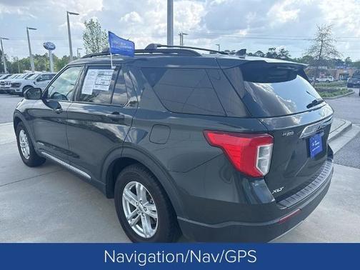 FORGED GREEN METALLIC 2022 Ford Explorer XLT