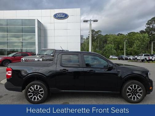 SHADOW BLACK 2023 Ford Maverick LARIAT