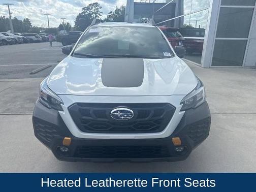 Crystal White Pearl 2025 Subaru Outback WILDERNESS