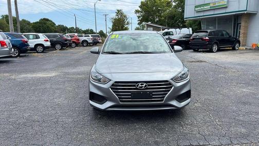 2021 Hyundai Accent SE
