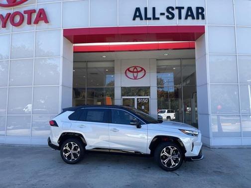 2025 Toyota RAV4 Hybrid SE