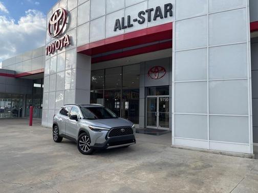 2025 Toyota Corolla Cross XLE