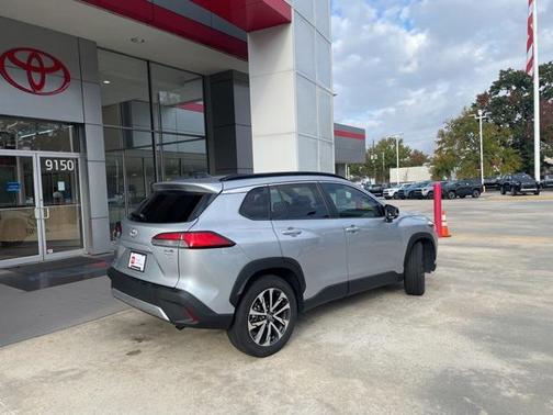 2025 Toyota Corolla Cross XLE