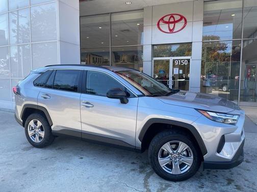 2025 Toyota RAV4 Hybrid LE