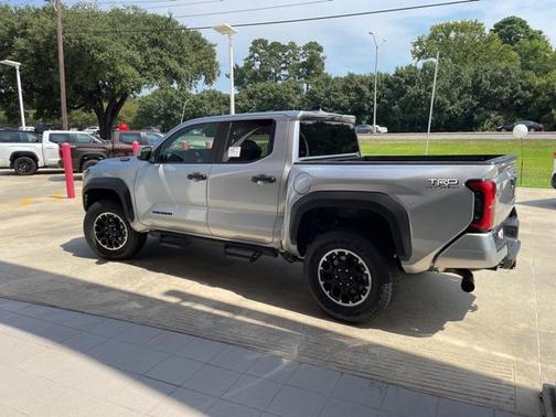 2025 Toyota Tacoma TRD Off Road