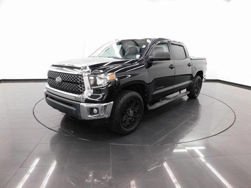 2018 Toyota Tundra SR5