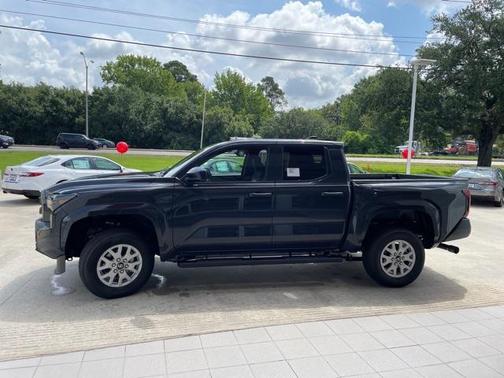 2025 Toyota Tacoma SR