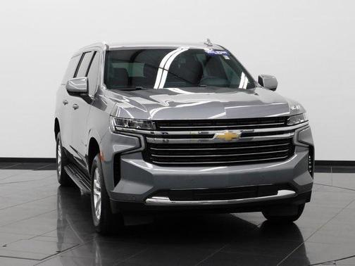 2022 Chevrolet Suburban LT