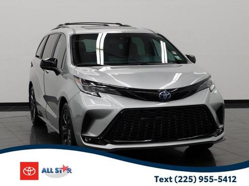 2025 Toyota Sienna XSE 7 Passenger