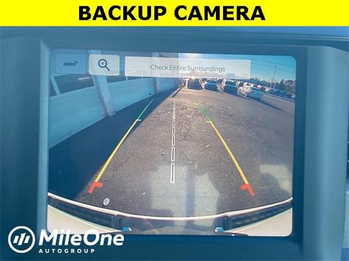 Bright White Clearcoat 2022 RAM 1500 Big Horn/Lone Star