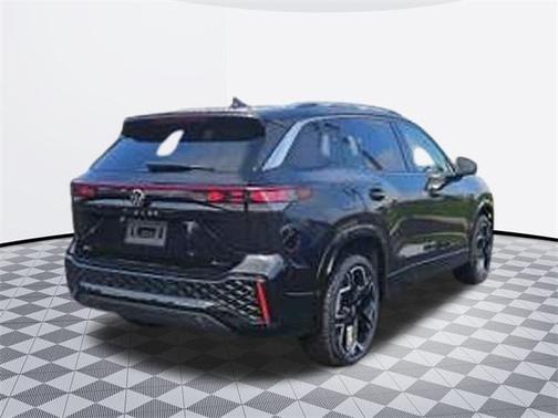 2025 Volkswagen Tiguan 2.0T SEL R-Line 4MOTION
