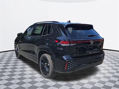 2025 Volkswagen Tiguan 2.0T SE R-Line Black 4MOTION
