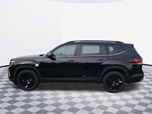 2025 Volkswagen Atlas 2.0T SE w/Technology 4MOTION