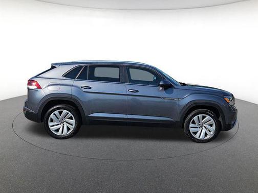 Platinum Gray Metallic 2023 Volkswagen Atlas Cross Sport 3.6L V6 SE w/Technology