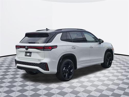 2025 Volkswagen Tiguan 2.0T SE R-Line Black 4MOTION
