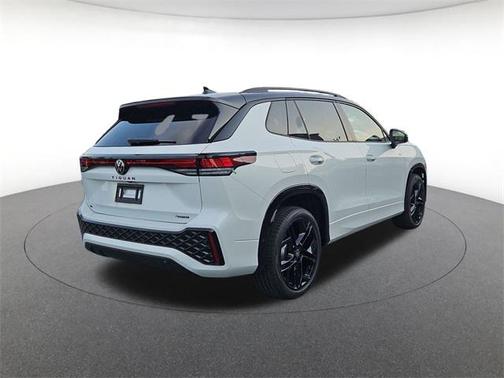 2025 Volkswagen Tiguan 2.0T SE R-Line Black 4MOTION