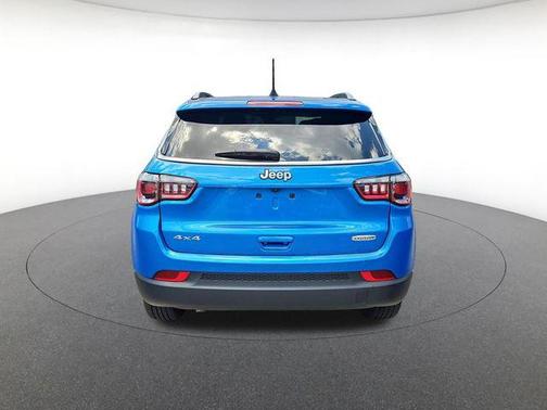 Hydro Blue Pearlcoat 2024 Jeep Compass Latitude