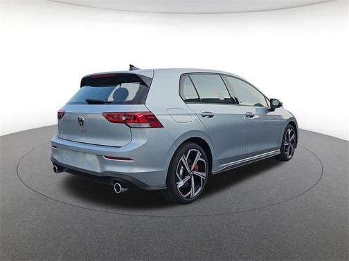 2025 Volkswagen Golf GTI 2.0T SE DSG