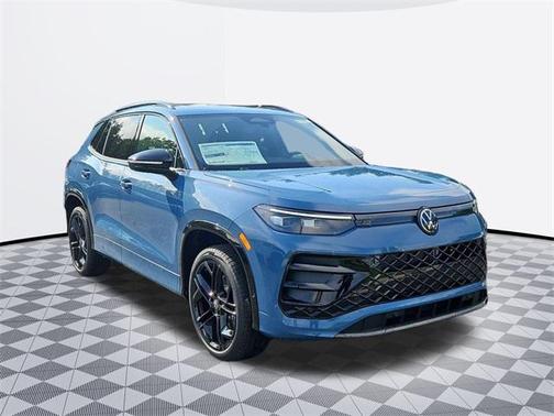 2025 Volkswagen Tiguan 2.0T SE R-Line Black 4MOTION