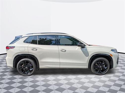 2025 Volkswagen Tiguan 2.0T SE R-Line Black 4MOTION