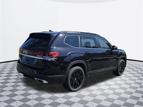 2025 Volkswagen Atlas 2.0T SE w/Technology 4MOTION