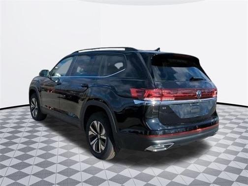 2025 Volkswagen Atlas 2.0T SE
