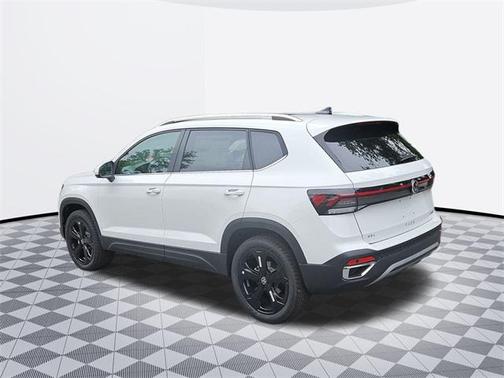 2025 Volkswagen Taos 1.5T SEL