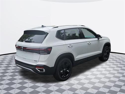 2025 Volkswagen Taos 1.5T SEL