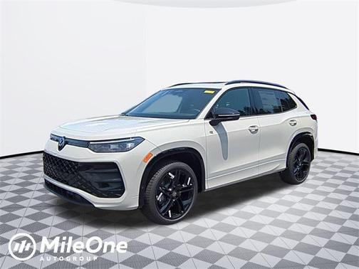 2025 Volkswagen Tiguan 2.0T SE R-Line Black 4MOTION