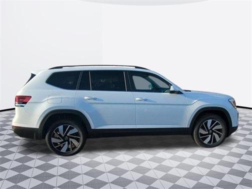 2025 Volkswagen Atlas 2.0T SE w/Technology 4MOTION