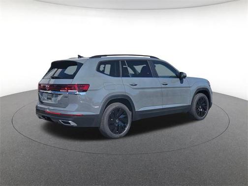 2026 Volkswagen Atlas 2.0T SE w/Technology 4MOTION