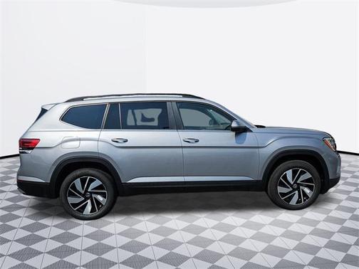2025 Volkswagen Atlas 2.0T SE w/Technology 4MOTION