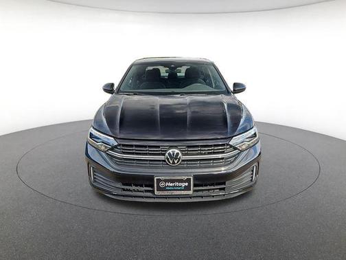 Deep Black 2023 Volkswagen Jetta 1.5T Sport